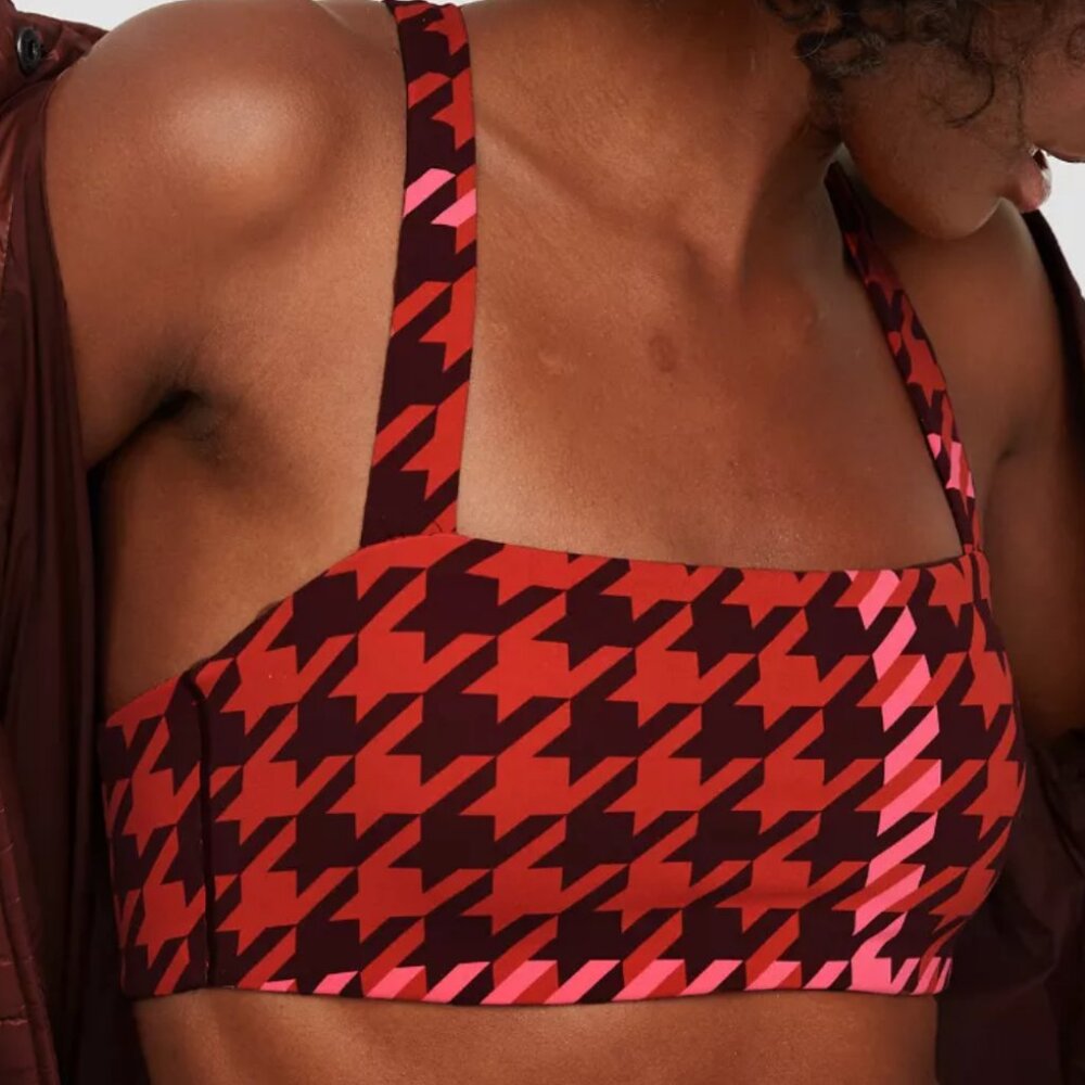 NWOT OFFLINE By Aerie Real Me Xtra Square Neck Sports Bra
